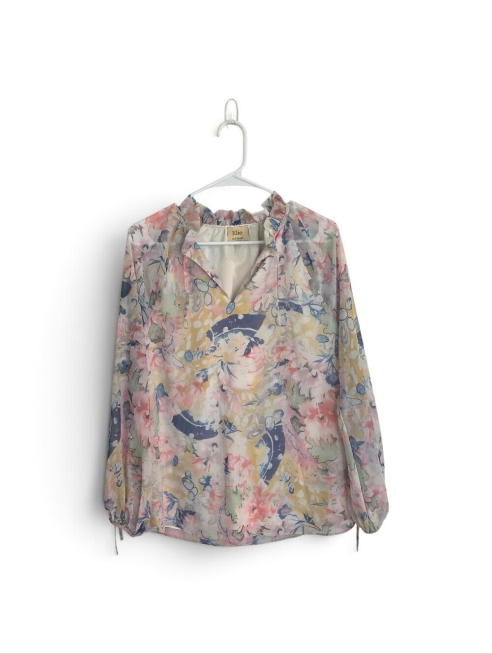 Elie Tahari Floral Blouse With Ruffle Collar Split V Neck Tie Closure Size Med